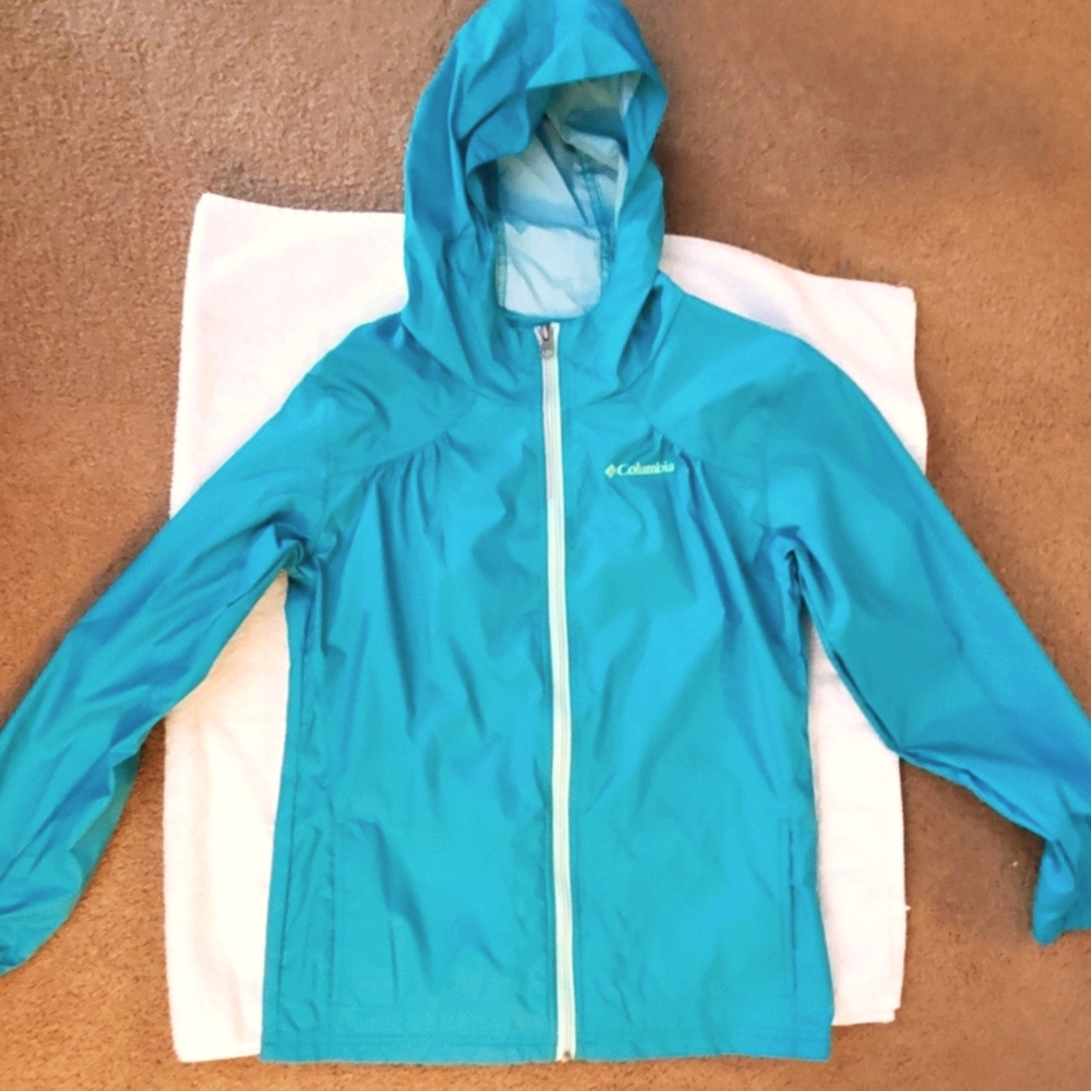 Girl's Columbia lightweight rain coat w/hood